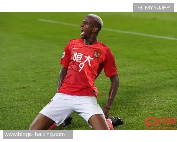 广州恒大对阵广岛的精彩直播盛况全程回顾与分析